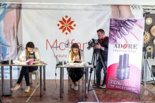 Трендовые дизайны от Adore