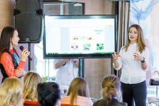 Практичные доклады от SNB и Yuliya Stadnik Nail Academy